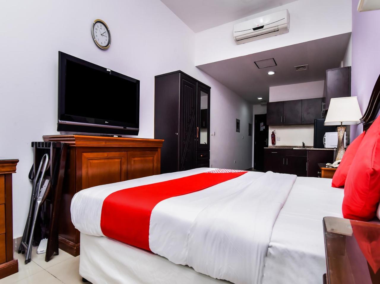 Oyo 138 Empire Hotel Apartments Dubai Ngoại thất bức ảnh