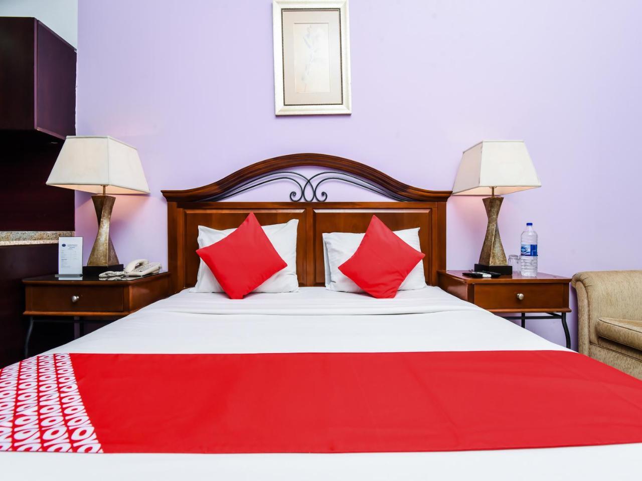 Oyo 138 Empire Hotel Apartments Dubai Ngoại thất bức ảnh