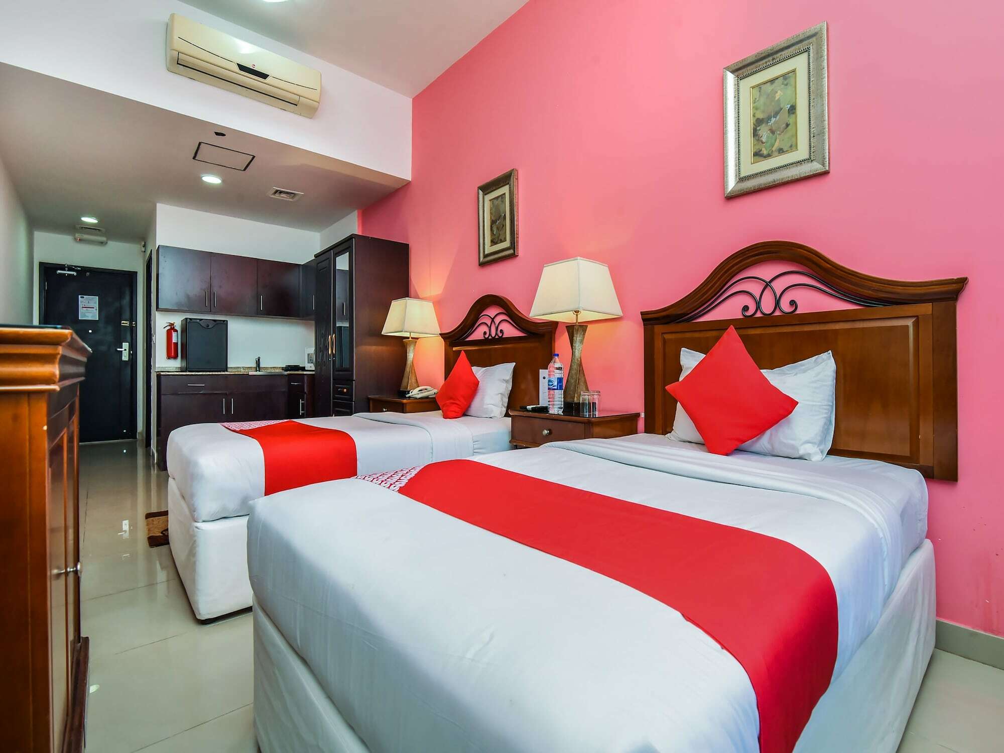 Oyo 138 Empire Hotel Apartments Dubai Ngoại thất bức ảnh